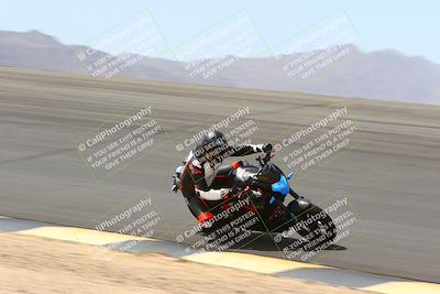 media/Apr-10-2022-SoCal Trackdays (Sun) [[f104b12566]]/Bowl (11am)/